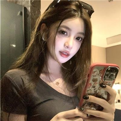 裸女行尸